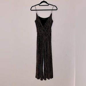 Zara W&B - size M - $20